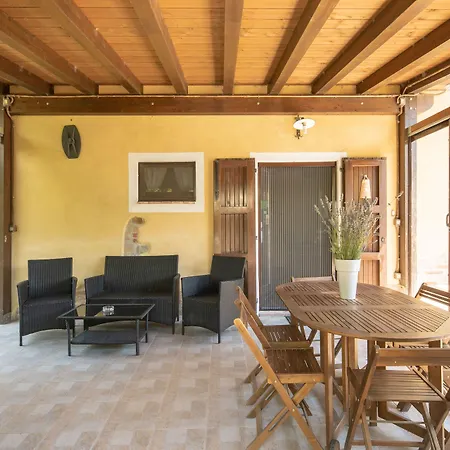 Sabrina Country house