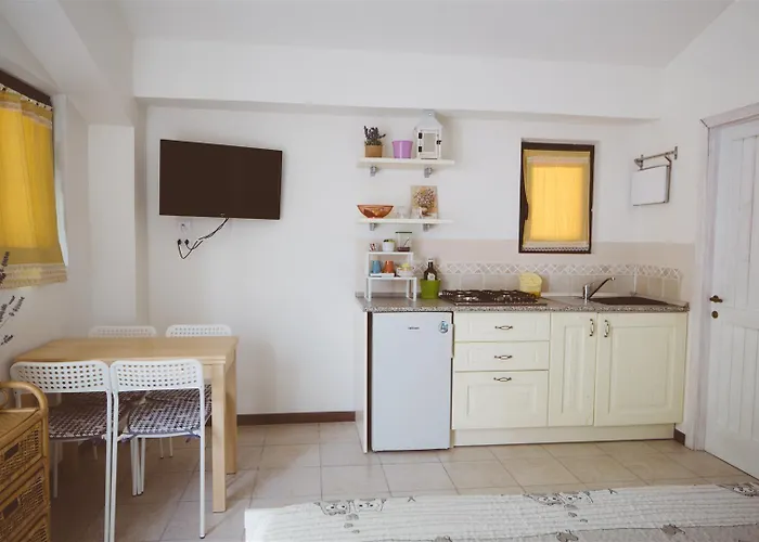 Sabrina Lantställe *